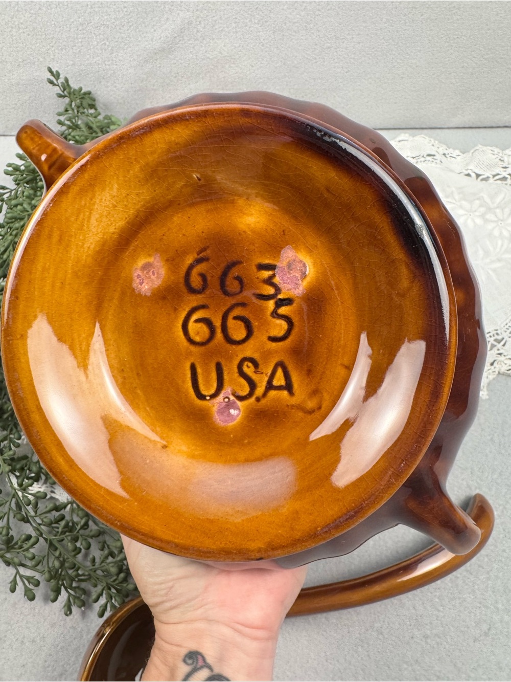 Vintage 1970’s Brown Ceramic Soup Tureen with Vegetable Lid - Picture 6 of 7